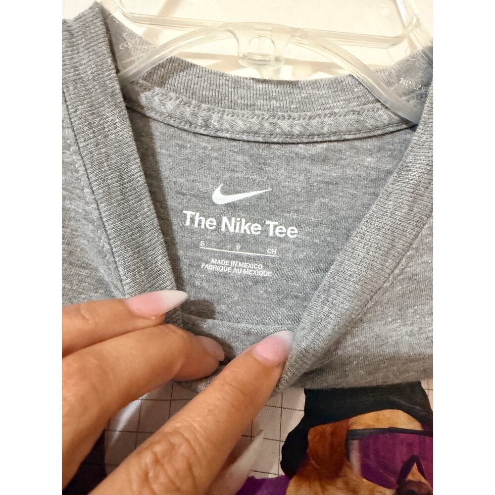 Youth Nike & RVCA T-Shirts Size Small - Picture 5 of 6
